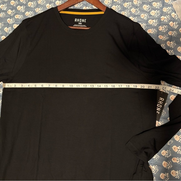 🖤 Rhone Modino Wool Long Sleeve Tee – Black, Size L (NWT, Still in Polybag) - Picture 7 of 9